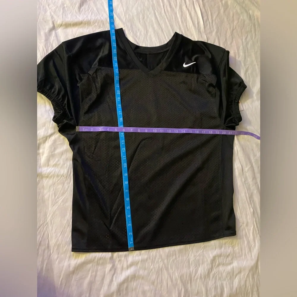 Nike Mens LARGE Football Training Jersey Athletic Sports Summer ADULT Swoosh NEW - Picture 7 of 9